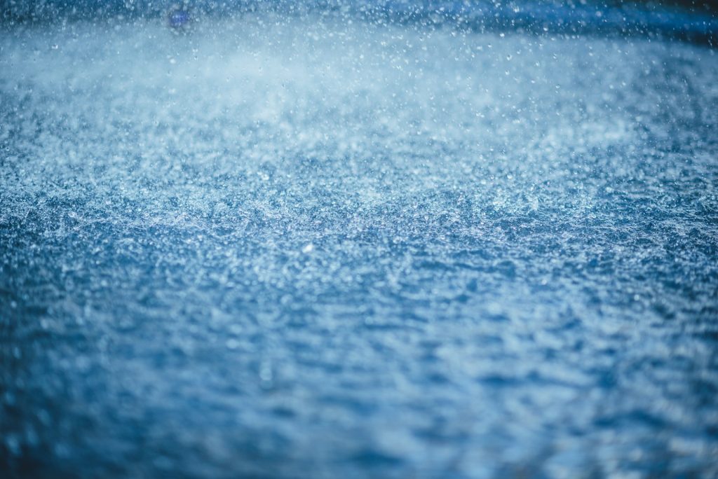 Tormenta causa evacuaciones y cancelación de vuelos en Mallorca, España